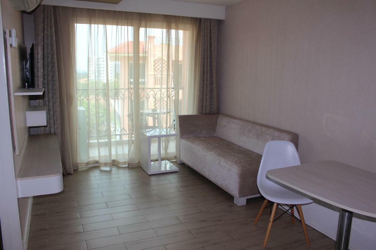 Seven Seas Jomtien Dream Praia de Jomtien Exterior foto